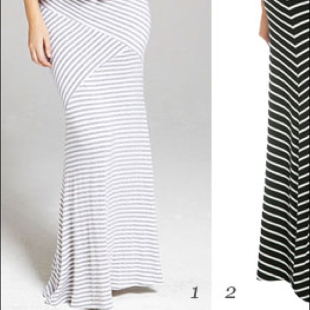 Maxi skirt LIKE NEW Gray & White Stripe